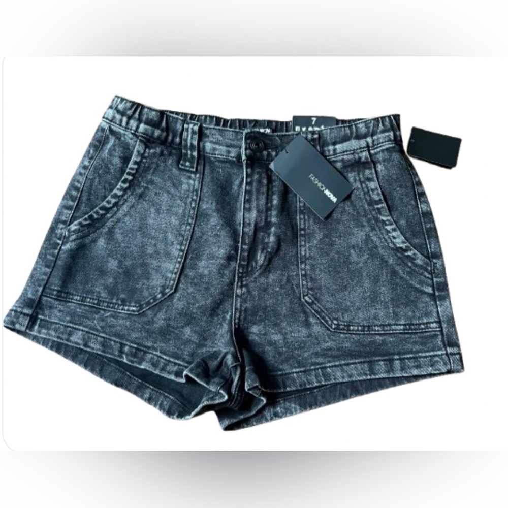 NWT Fashion Nova Black Jean Shorts Modern Cut